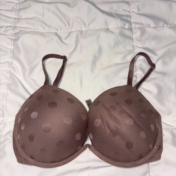 PINK Victoria’s Secret Wear Everywhere Super Push Up Bra Nude Lace 34DD - Picture 1 of 6